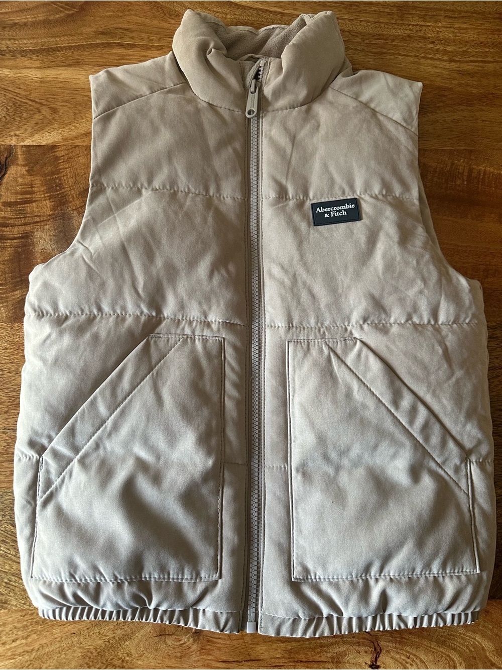 abercrombie kids beige puffer vest